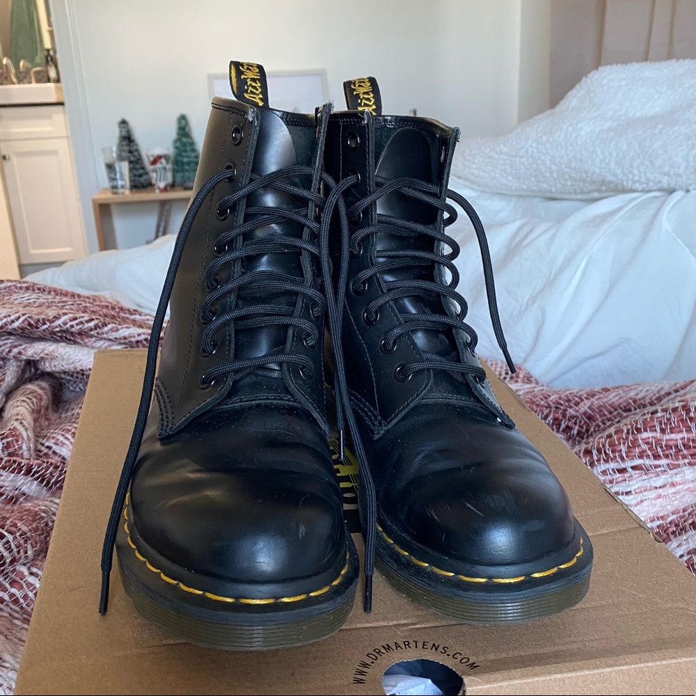 Women’s 1460 smooth Dr.martens!